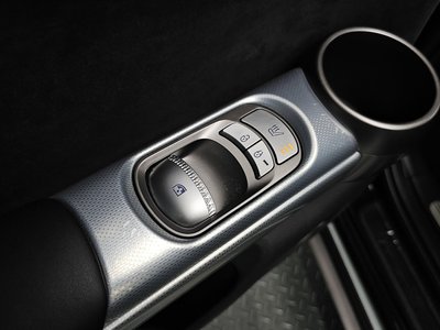 2024 Genesis GV60 — миниатюра 32