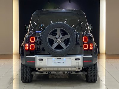LAND ROVER DEFENDER - 6