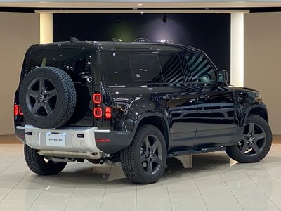 LAND ROVER DEFENDER - 8