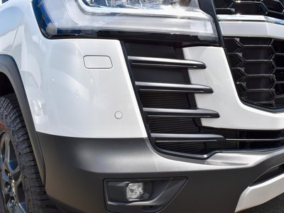 TOYOTA LAND CRUISER 300 - 10