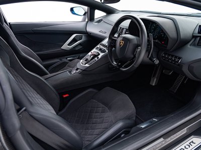 صورة مصغرة 20 لـ 2018 Lamborghini AVENTADOR