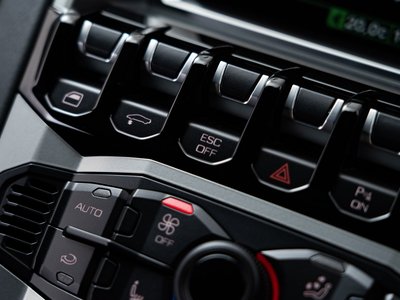 صورة مصغرة 27 لـ 2018 Lamborghini AVENTADOR