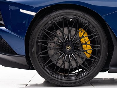 صورة مصغرة 14 لـ 2018 Lamborghini AVENTADOR