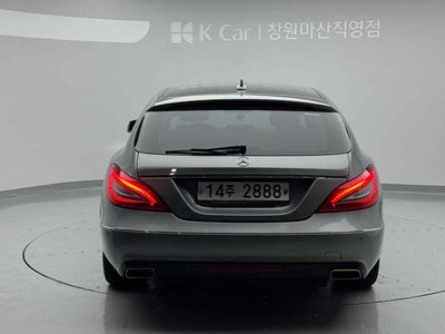 MERCEDES-BENZ CLS - 7