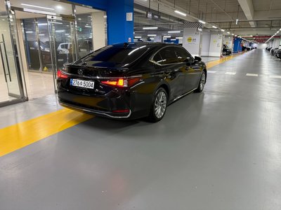 2025 Lexus ES 照片 5