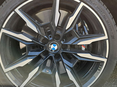 2025 BMW 8 SERIES thumbnail 19