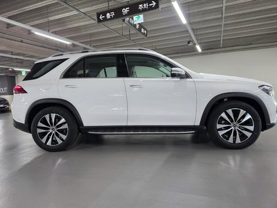 MERCEDES-BENZ GLE-CLASS - 3