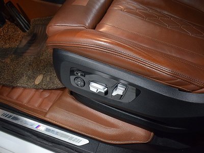2022 BMW X7 照片 9