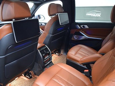 2022 BMW X7 照片 4