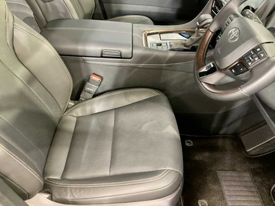 صورة مصغرة 50 لـ 2025 TOYOTA ALPHARD