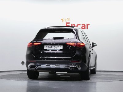 2023 Mercedes-BENZ GLC photo 3
