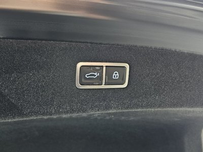 2022 Genesis G90 (RS4) — миниатюра 20