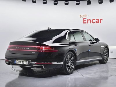 صورة 3 لـ 2022 Genesis G90 (RS4)