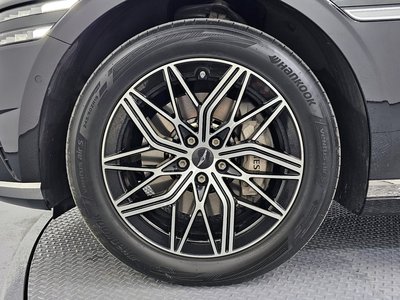 صورة 6 لـ 2022 Genesis G90 (RS4)