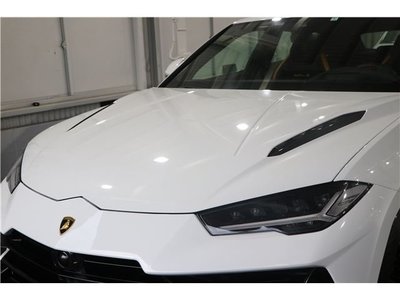 LAMBORGHINI URUS - 7