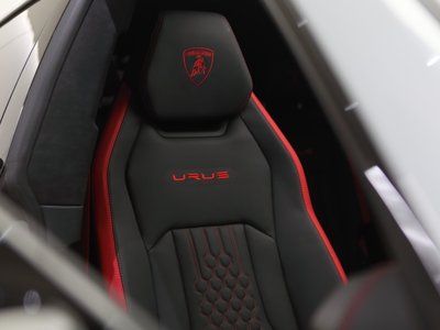 2024 Lamborghini URUS — миниатюра 14