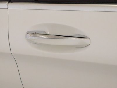 2022 Mercedes-BENZ GLC — миниатюра 12