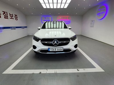 MERCEDES-BENZ GLC - 10