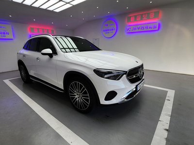 MERCEDES-BENZ GLC - 2