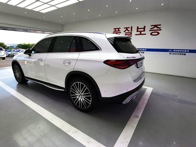 MERCEDES-BENZ GLC - 9