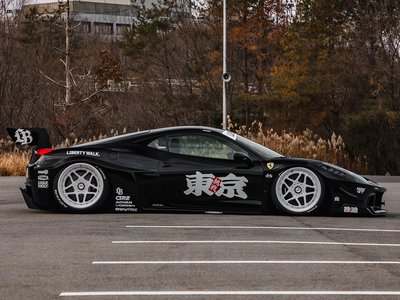 FERRARI 458 ITALIA - 10