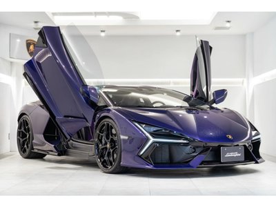 2024 Lamborghini REVUELTO photo 1