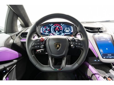 2024 Lamborghini REVUELTO photo 7