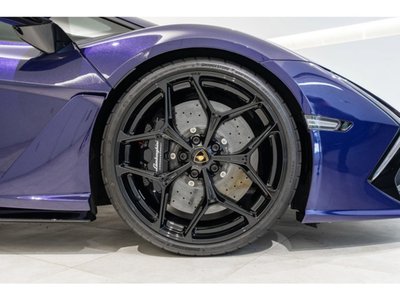 2024 Lamborghini REVUELTO photo 9