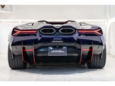 2024 Lamborghini REVUELTO photo 4