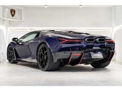 2024 Lamborghini REVUELTO photo 3