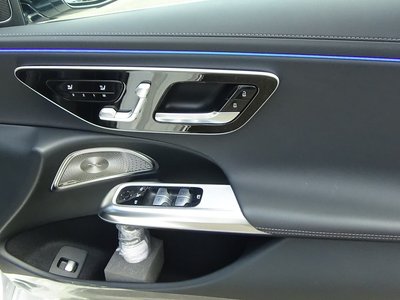 صورة 8 لـ 2024 Mercedes-BENZ E-CLASS
