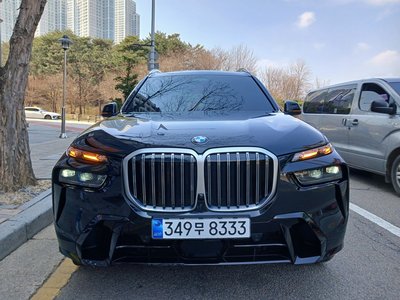 BMW X7 - 1