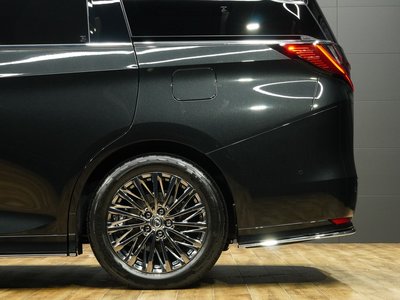 صورة مصغرة 30 لـ 2024 Lexus LM