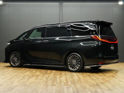 صورة مصغرة 15 لـ 2024 Lexus LM