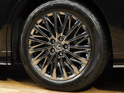 صورة مصغرة 57 لـ 2024 Lexus LM