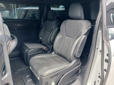 صورة 4 لـ 2024 Toyota ALPHARD