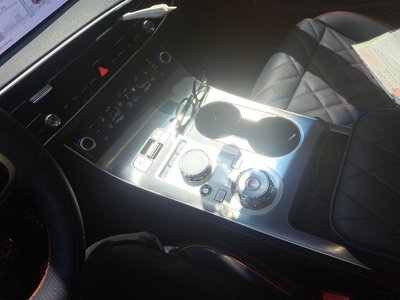 2024 Genesis GV70 — миниатюра 15