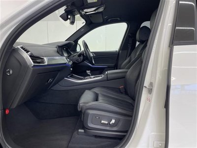 2020 BMW X5 — миниатюра 34
