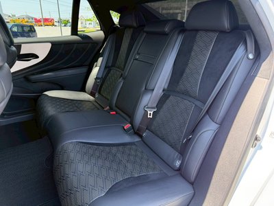صورة مصغرة 71 لـ 2018 Lexus LS