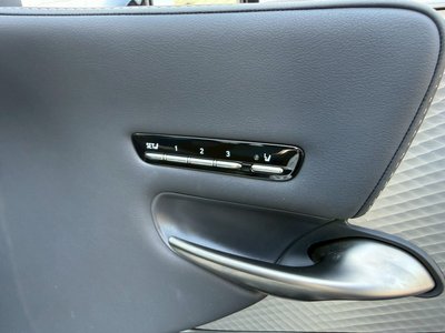 صورة مصغرة 56 لـ 2018 Lexus LS