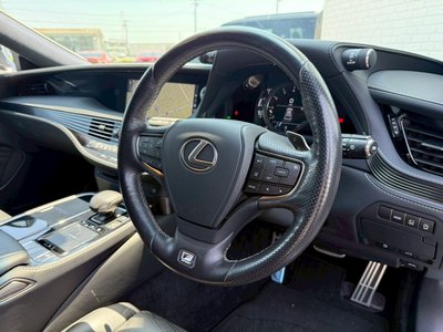 صورة مصغرة 35 لـ 2018 Lexus LS