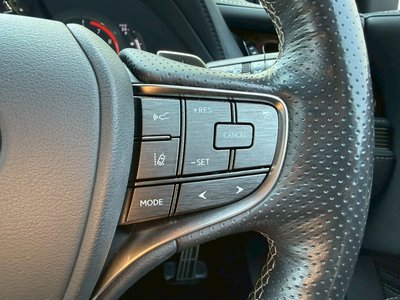 صورة مصغرة 37 لـ 2018 Lexus LS