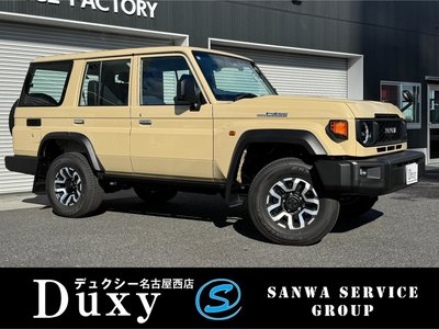 TOYOTA LAND CRUISER 70 - 1