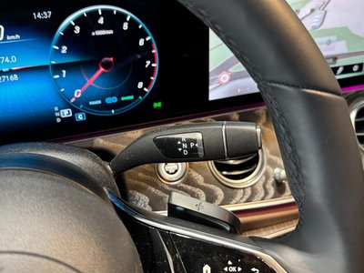 MERCEDES-BENZ E-CLASS - 9