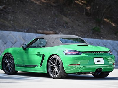 PORSCHE 718 - 8