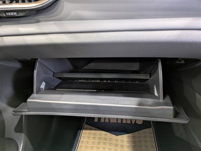 TOYOTA CROWN CROSSOVER - 9