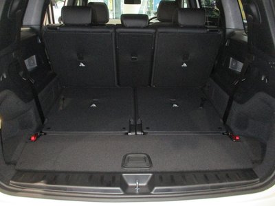 MERCEDES-BENZ GLB - 9