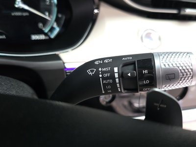 2023 Genesis GV70 thumbnail 19