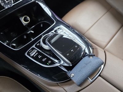 MERCEDES-BENZ E-CLASS - 9