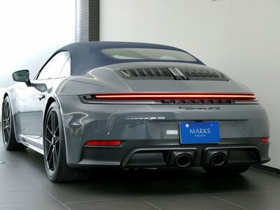 PORSCHE 911 CABRIOLET - 9